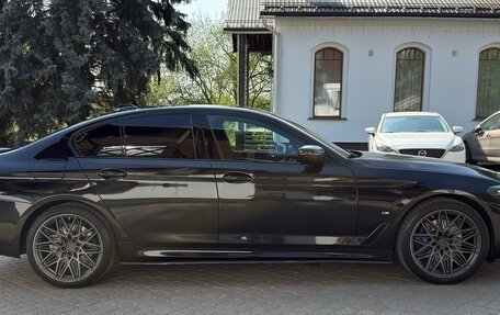 BMW 5 серия, 2021 год, 6 550 000 рублей, 6 фотография