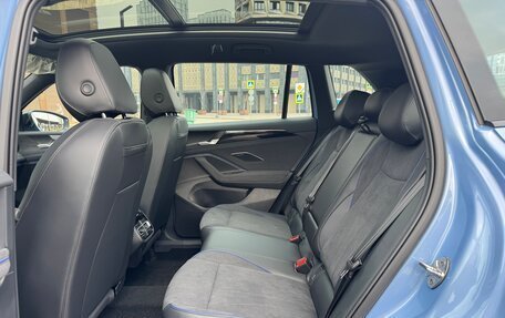 Volkswagen Tiguan, 2025 год, 4 400 000 рублей, 31 фотография