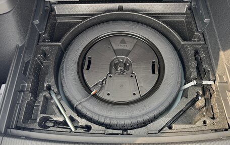 Volkswagen Tiguan, 2025 год, 4 400 000 рублей, 31 фотография