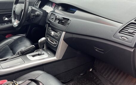 Renault Latitude I, 2010 год, 900 000 рублей, 17 фотография