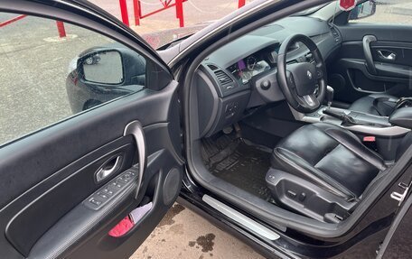 Renault Latitude I, 2010 год, 900 000 рублей, 22 фотография