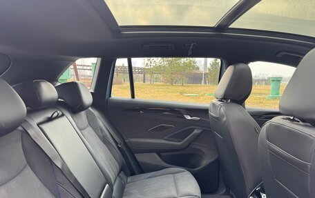 Volkswagen Tiguan, 2025 год, 4 400 000 рублей, 25 фотография