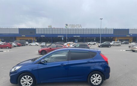 Hyundai Solaris II рестайлинг, 2012 год, 800 000 рублей, 9 фотография