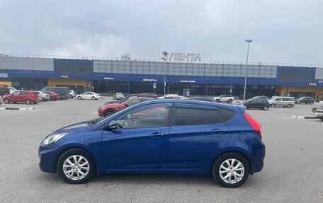 Hyundai Solaris II рестайлинг, 2012 год, 800 000 рублей, 8 фотография