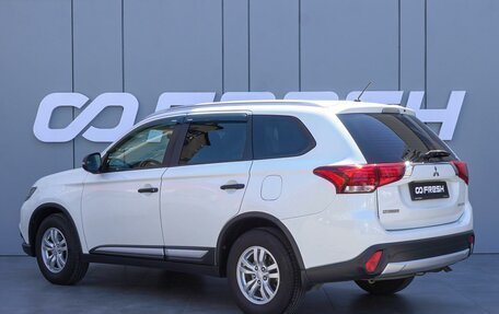 Mitsubishi Outlander III рестайлинг 3, 2016 год, 1 750 000 рублей, 2 фотография