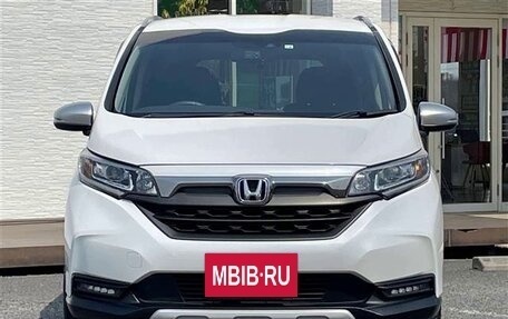 Honda Freed II, 2021 год, 1 310 000 рублей, 2 фотография