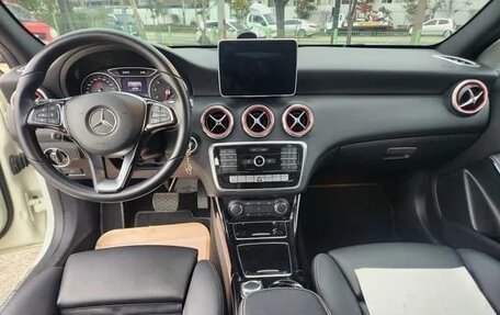 Mercedes-Benz A-Класс, 2016 год, 1 466 123 рублей, 13 фотография