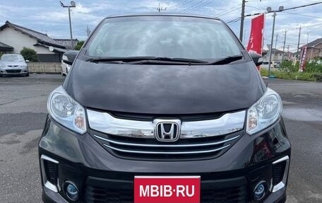 Honda Freed I, 2014 год, 711 000 рублей, 2 фотография