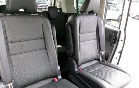 Nissan Serena IV, 2021 год, 1 743 800 рублей, 18 фотография