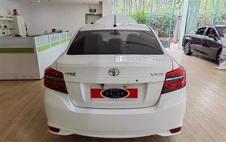 Toyota Vios III, 2022 год, 1 260 000 рублей, 6 фотография