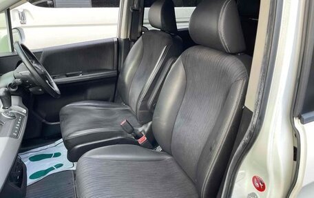 Honda Freed I, 2016 год, 950 000 рублей, 16 фотография