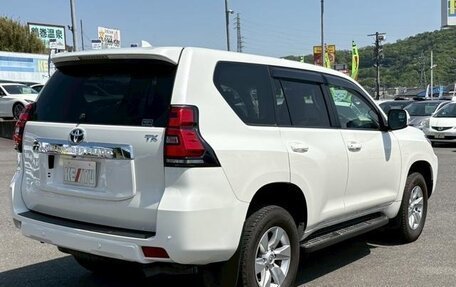 Toyota Land Cruiser Prado 150 рестайлинг 2, 2021 год, 3 800 090 рублей, 6 фотография