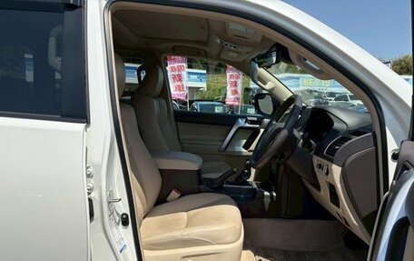 Toyota Land Cruiser Prado 150 рестайлинг 2, 2021 год, 3 800 090 рублей, 13 фотография