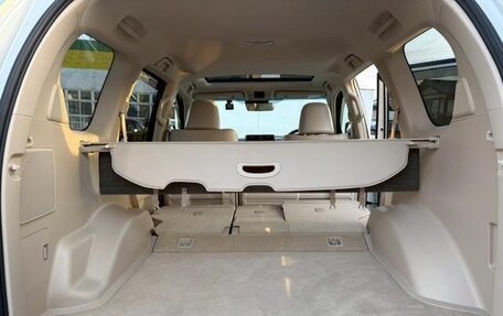 Toyota Land Cruiser Prado 150 рестайлинг 2, 2021 год, 3 800 090 рублей, 21 фотография