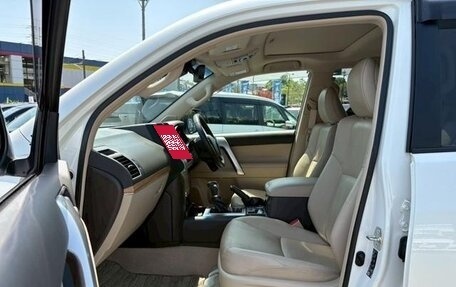 Toyota Land Cruiser Prado 150 рестайлинг 2, 2021 год, 3 800 090 рублей, 16 фотография