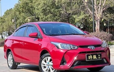 Toyota Yaris XP150 рестайлинг, 2022 год, 1 250 000 рублей, 1 фотография