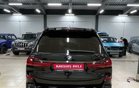 BMW X7, 2021 год, 13 500 000 рублей, 2 фотография