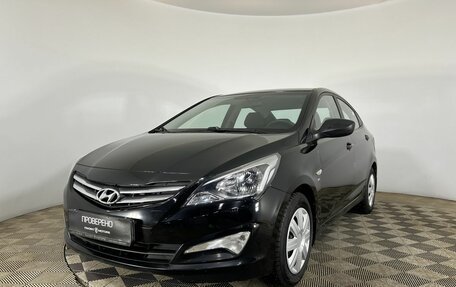 Hyundai Solaris II рестайлинг, 2015 год, 900 000 рублей, 1 фотография