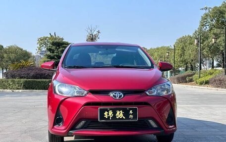 Toyota Yaris XP150 рестайлинг, 2022 год, 1 250 000 рублей, 2 фотография