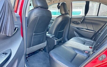 Toyota Yaris XP150 рестайлинг, 2022 год, 1 250 000 рублей, 10 фотография