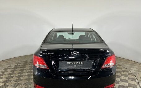 Hyundai Solaris II рестайлинг, 2015 год, 900 000 рублей, 3 фотография