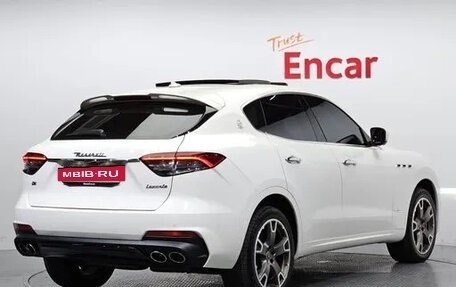 Maserati Levante I, 2021 год, 4 400 000 рублей, 2 фотография