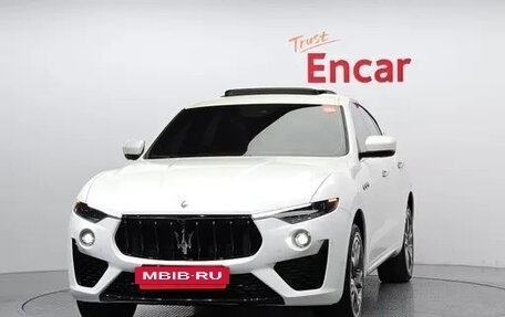 Maserati Levante I, 2021 год, 4 400 000 рублей, 3 фотография