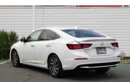 Honda Insight III, 2021 год, 2 050 000 рублей, 2 фотография