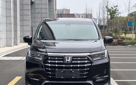 Honda Elysion, 2022 год, 3 300 000 рублей, 2 фотография