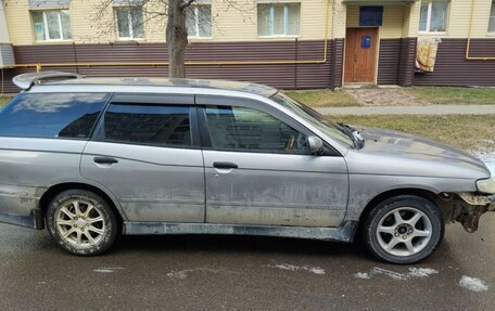 Nissan Avenir II, 2002 год, 185 000 рублей, 2 фотография