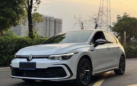 Volkswagen Golf VIII, 2021 год, 1 600 000 рублей, 1 фотография