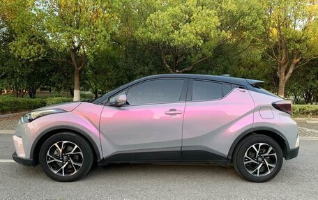 Toyota C-HR I рестайлинг, 2021 год, 1 999 999 рублей, 2 фотография