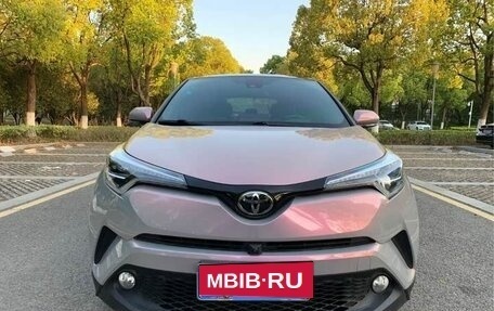 Toyota C-HR I рестайлинг, 2021 год, 1 999 999 рублей, 4 фотография