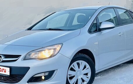 Opel Astra J, 2012 год, 775 000 рублей, 2 фотография