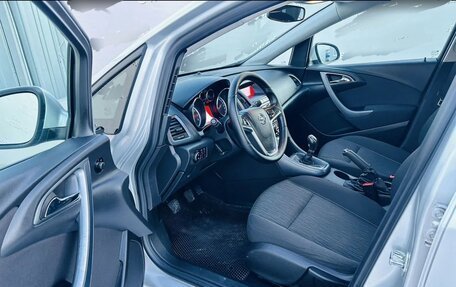 Opel Astra J, 2012 год, 775 000 рублей, 6 фотография