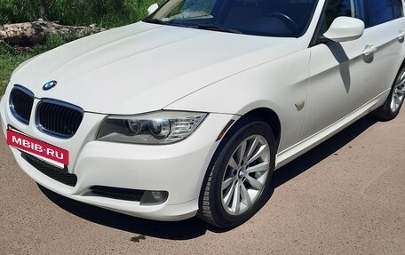 BMW 3 серия, 2011 год, 1 550 000 рублей, 2 фотография