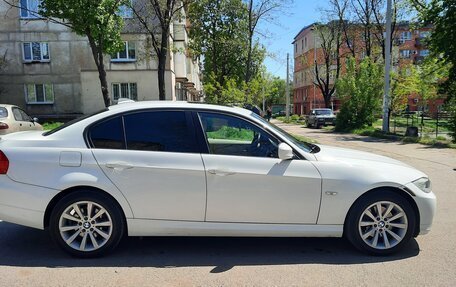 BMW 3 серия, 2011 год, 1 550 000 рублей, 7 фотография