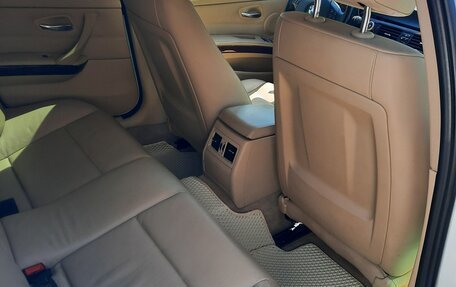 BMW 3 серия, 2011 год, 1 550 000 рублей, 12 фотография