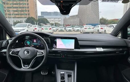 Volkswagen Golf VIII, 2021 год, 1 599 000 рублей, 7 фотография