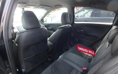 Honda Vezel, 2016 год, 1 330 000 рублей, 22 фотография
