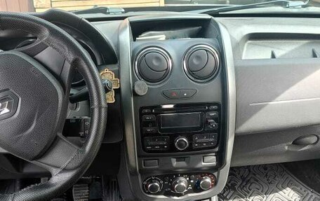 Renault Duster I рестайлинг, 2015 год, 1 250 000 рублей, 4 фотография