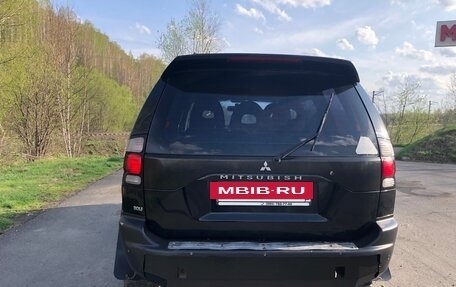 Mitsubishi Pajero Sport II рестайлинг, 2004 год, 1 400 000 рублей, 3 фотография