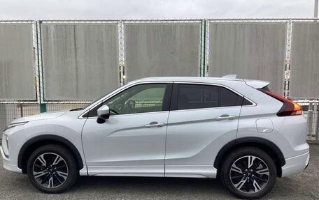Mitsubishi Eclipse Cross, 2022 год, 2 000 000 рублей, 5 фотография