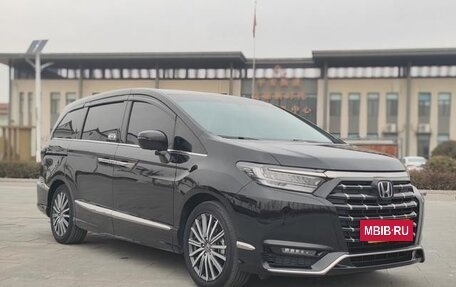 Honda Elysion, 2022 год, 3 000 300 рублей, 2 фотография