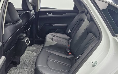 KIA K5, 2024 год, 2 600 000 рублей, 20 фотография