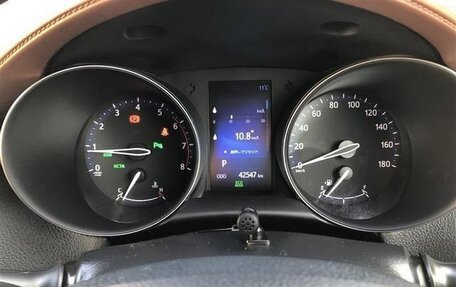 Toyota C-HR I рестайлинг, 2021 год, 1 490 000 рублей, 9 фотография