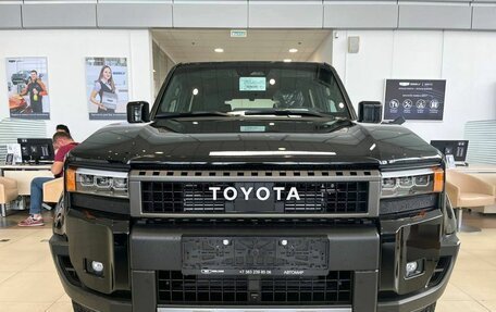 Toyota Land Cruiser Prado, 2024 год, 11 900 000 рублей, 2 фотография