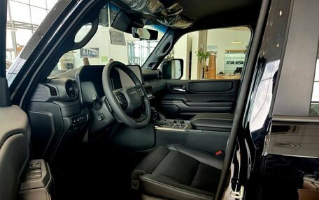 Toyota Land Cruiser Prado, 2024 год, 11 900 000 рублей, 13 фотография