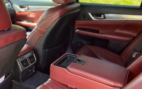 Lexus GS IV рестайлинг, 2012 год, 2 100 000 рублей, 17 фотография