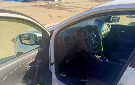 Volkswagen Polo VI (EU Market), 2012 год, 500 000 рублей, 8 фотография